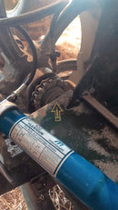 Macnaught Heavy Duty Pistol Grip Grease Gun. Bulk fillable or 14oz. cartridge. 1/8 NPT Flex Connection x 12″ long, KY Supergrip three-jaw high-pressure coupler. No leak connection